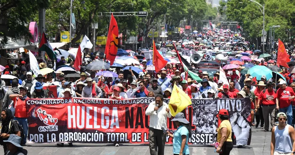 El paro nacional de 72 horas fue convocado por la CNTE como parte de sus acciones para exigir cambios en el sistema de pensiones de los trabajadores del Estado y la revisión de la legislación relacionada con el ISSSTE./ RS