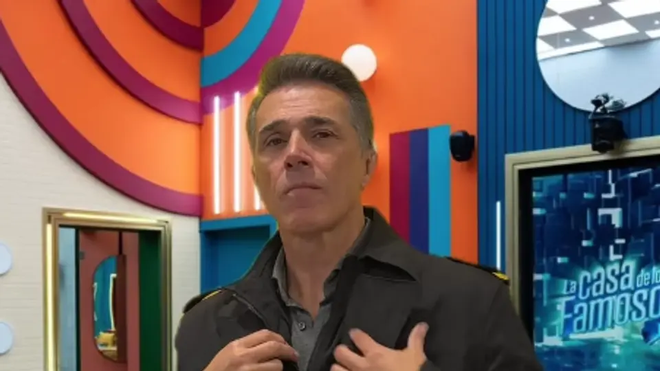 Sergio Mayer participa en el reality de Telemundo. / @sergiomayerb