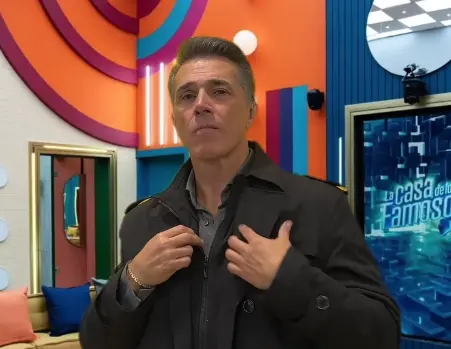 Sergio Mayer participa en el reality de Telemundo. / @sergiomayerb