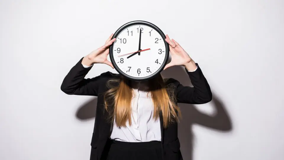 El salario no se verá afectado aunque trabajes menos horas / FREEPIK