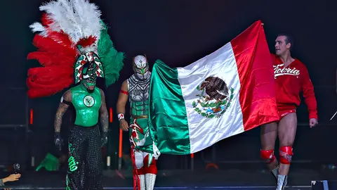 Alberto del Río junto a Rey Mysterio y Mistezis | Imago7