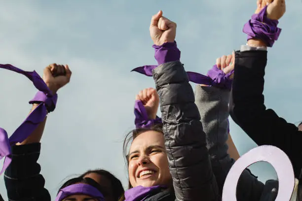 La tradicional Marcha del 8M 2026 en Ciudad de México se llevará a cabo el próximo domingo 8 de marzo. /iStock