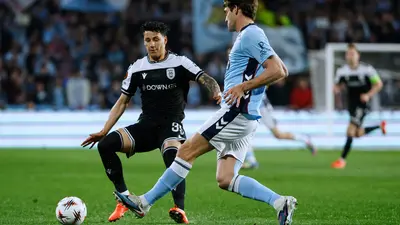 Jorge Sánchez aportó en goleada de PAOK con un penal provocado contra AE Kifisia FC en Grecia