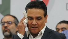 ¿El exgobernador de Michoacán, Silvano Aureoles Conejo, está prófugo gracias al CJNG? Esto se sabe