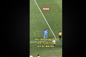 Así dejó la cancha Iker Casillas en el partido de leyendas