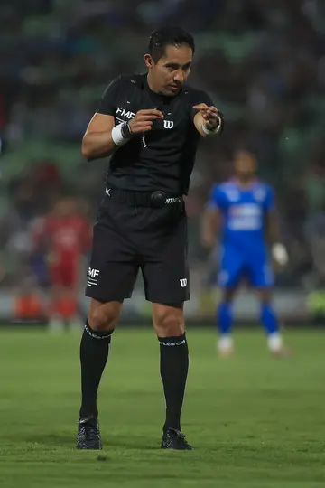 Árbitro, Antonio López l IMAGO7