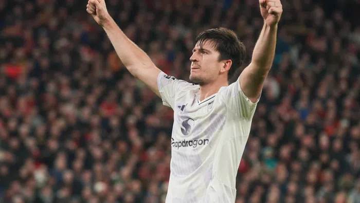 Harry Maguire en celebración de gol con Manchester United | AP