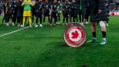 Canadá se burla de Italia y abre campaña para cambiar camisetas: “No esperes cuatro años más”