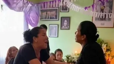 Mujeres se enfrentan en funeral en Veracruz tras descubrir relación con el mismo hombre