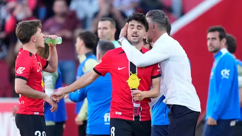 Demichelis charla con sus jugadores durante el Mallorca vs Real Madrid | AP