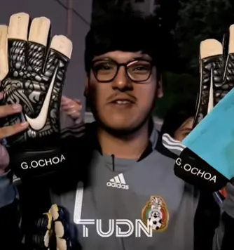 Fan de Memo Ochoa l CAPTURA
