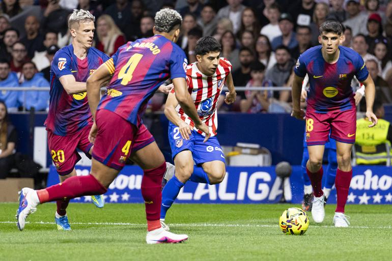 Obed Vargas vs Barcelona | Grosby Group