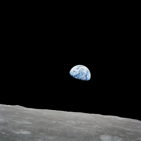 Más allá de lo técnico, estos elementos también ayudan a humanizar los viajes espaciales. / NASA