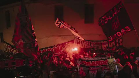 Caída de muro en el Estadio de Alianza Lima deja decenas de heridos