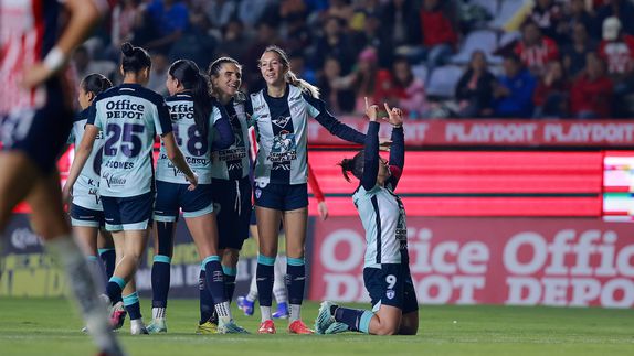 ¡Remontada y boleto a Semifinales! Pachuca Femenil elimina a Chivas