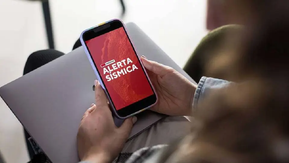 Usuarios en redes sociales manifestaron que no sonó la alerta sísmica en los celulares/Pixabay
