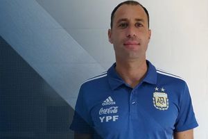 Denuncian a director técnico en Argentina por acoso y maltrato