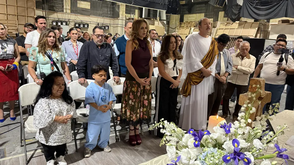 Abelito inicia su primer protagónico en Televisa con serie “De la Guarda” y arranca grabaciones