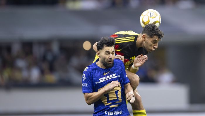 Sebastián Cáceres en el América contra Pumas | MEXSPORT