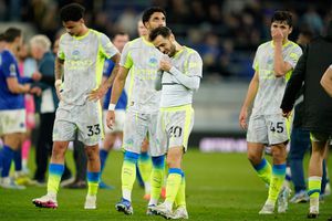 Manchester City rescata empate dramático ante el Everton y abre camino al Arsenal por el título