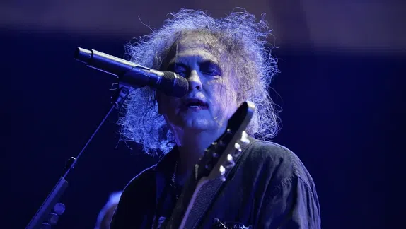 The Cure, misticismo y futbol: la pasión de Robert Smith por QPR