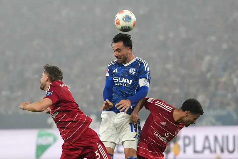 Schalke 04 selló su ascenso a la Bundesliga l AP