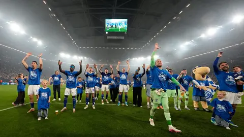 Schalke 04 vuelve a la Bundesliga