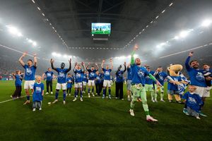 Schalke 04 vuelve a la Bundesliga