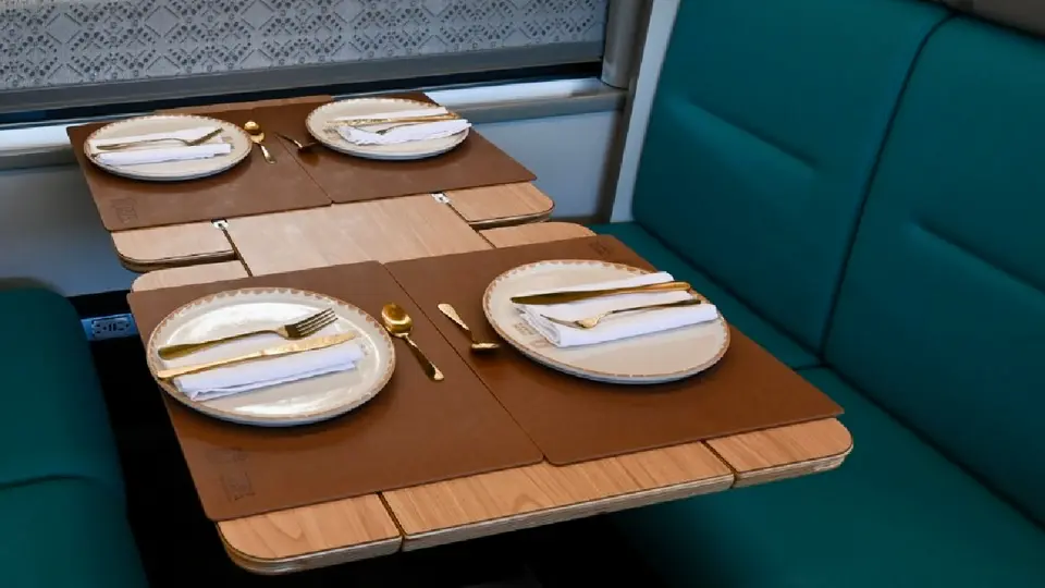 El Tren Maya ofrecerá una experiencias gastronómica de comida yucateca mientras viajas / IG: @trenmaya_oficial