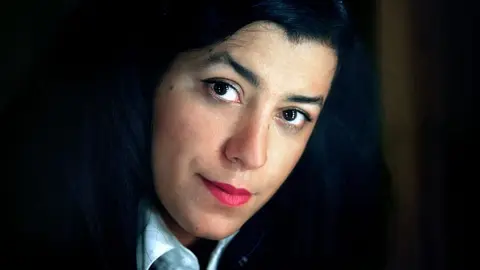 Marjane Satrapi era defensora de los derechos humanos y crítica del gobierno iraní / Especial