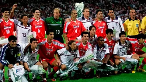 Las selecciones de Irán y Estados Unidos previo a juego en Francia 98 | AP