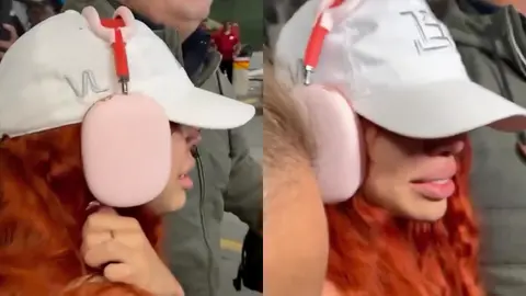 La cantante, al ver los medios, comenzó a llorar y fue escoltada por su gente / Especial