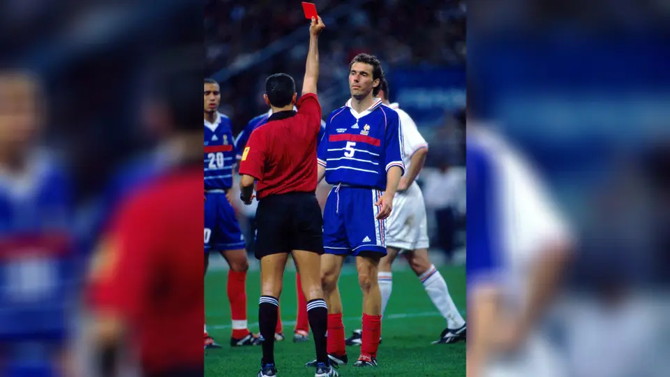 Laurent Blanc es expulsado en la Semifinal ante Croacia en Francia 98 | MEXSPORT