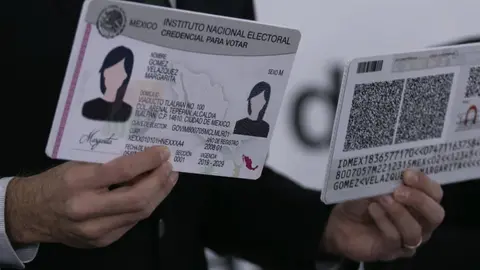 Las medidas son para fortalecer la autenticidad del documento y dificultar posibles intentos de falsificación / Especial