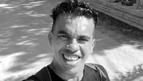 ¿Quién era Alex Serna? Confirman la muerte del activista que denunció amenazas en Zihuatanejo