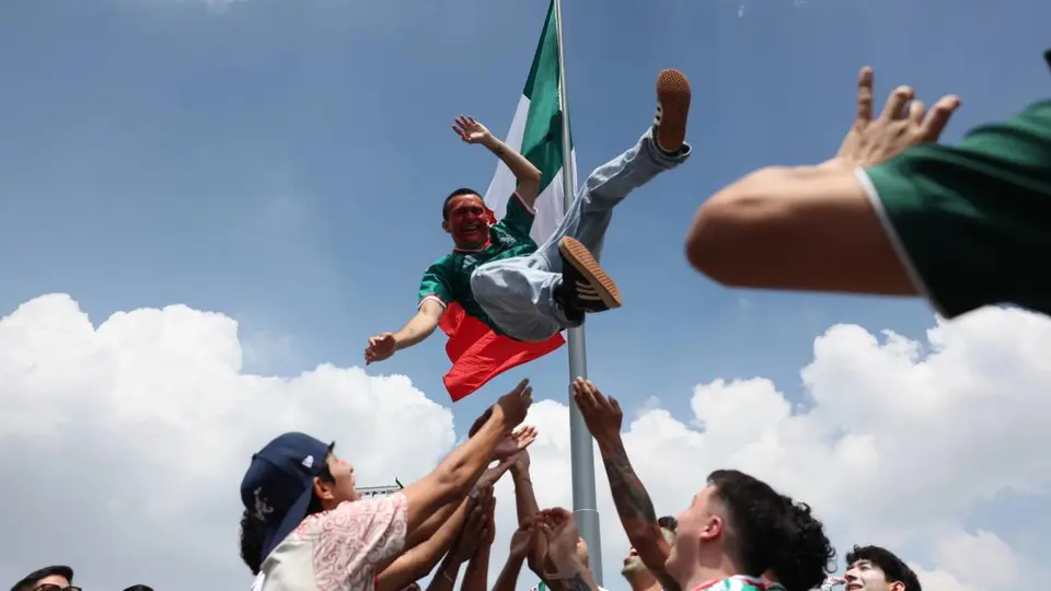 “Quiere volar” y otros retos virales: autoridades emiten alerta por festejos del Mundial