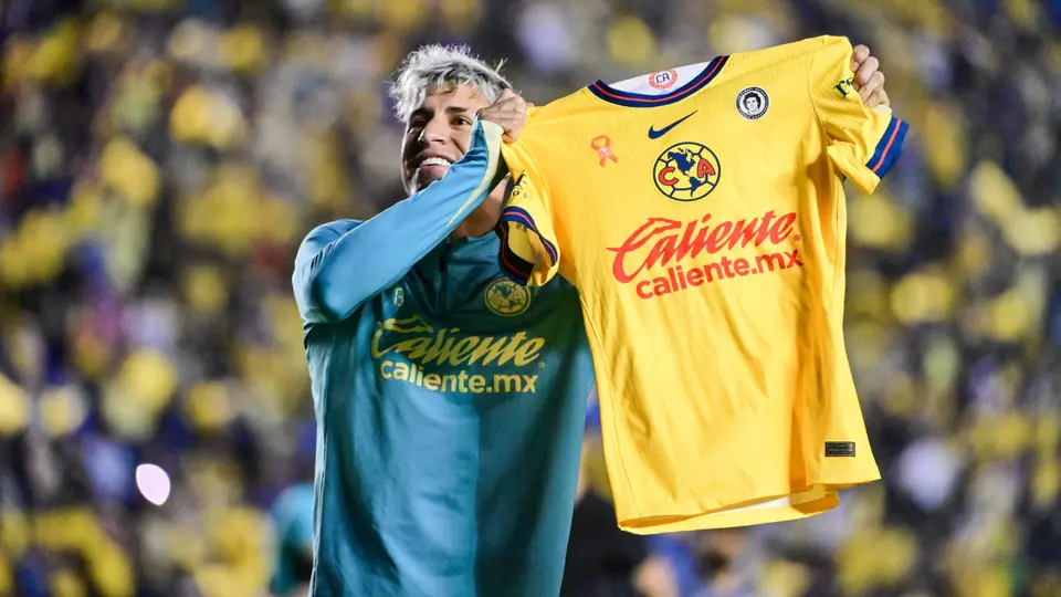 Cristian Calderón en su etapa con América | IMAGO7
