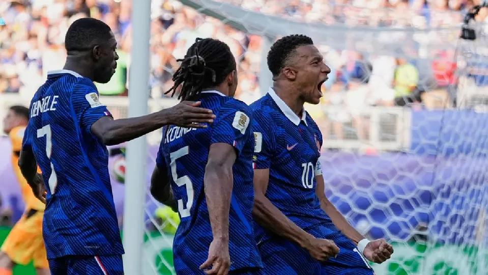 Francia a Cuartos de Final | AP