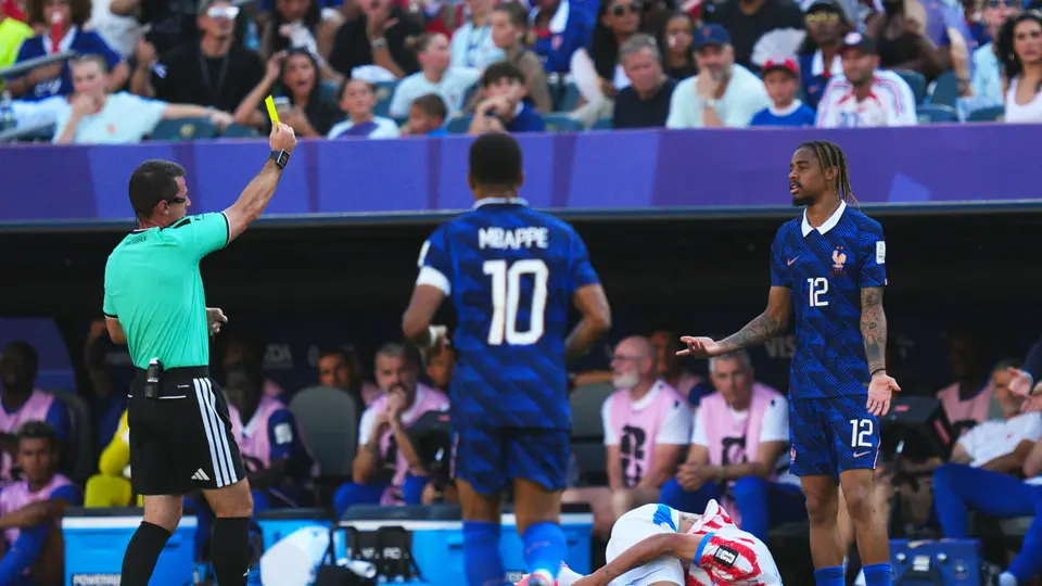 Barcola amonestado ante Paraguay | AP