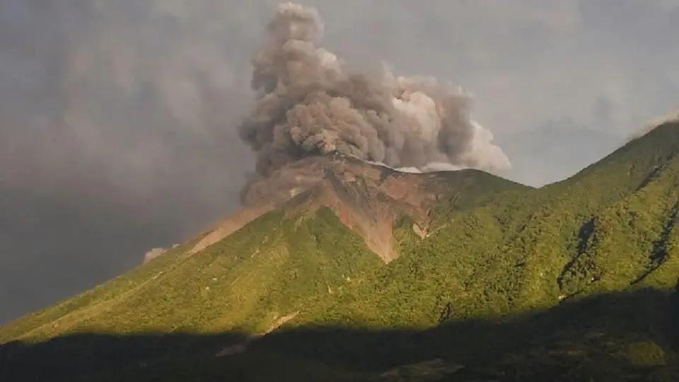 La erupción del Volcán de Fuego mantiene en máxima alerta a Guatemala / Especial