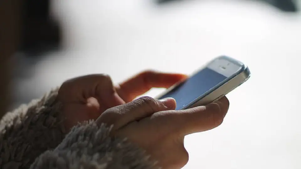La plataforma analiza posibles irregularidades antes de retirar el bloqueo / Pickpik