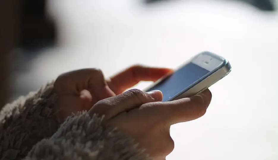 La plataforma analiza posibles irregularidades antes de retirar el bloqueo / Pickpik