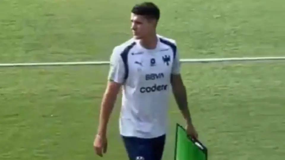 Érik Lamela en un entrenamiento de Rayados | CAPTURA