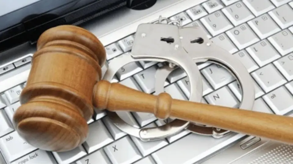 Las investigaciones apuntan a que el dinero era desviado a cuentas particulares y empresas fachada / Pixabay
