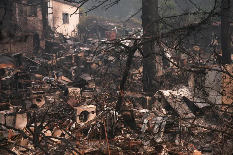 Devastación en Pelayos de la Presa, Madrid, España, por incendios | AP