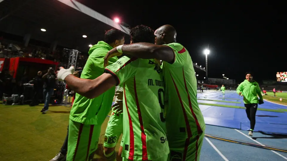 Jugadores de FC Juárez festejan | IMAGO 7