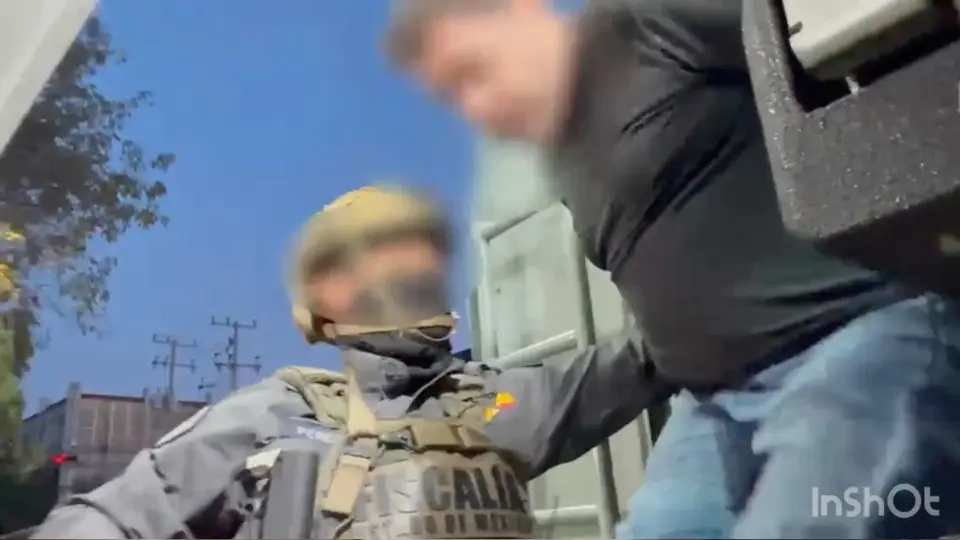 Un video muestra cuando llegan los detenidos al penal y firman su ingreso / Especial