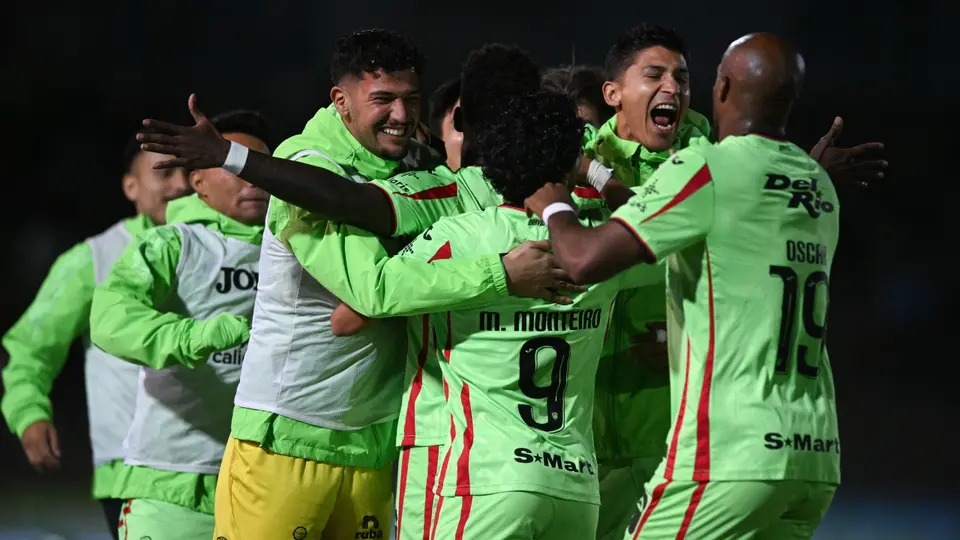 Jugadores de FC Juárez en celebración | IMAGO 7