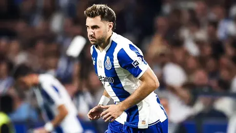 Está de regreso: Santiago Giménez debutó con FC Porto