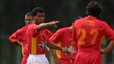 Exfutbolista de América y Tecos fue agredido por barristas de Sporting Cristal de Perú